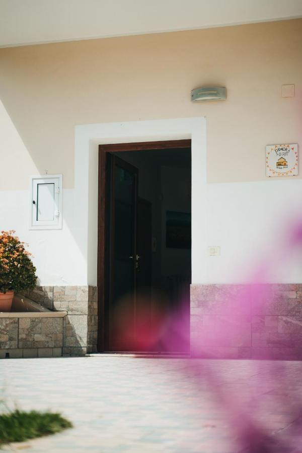 Dimora Mariu Bed and Breakfast Taranto Exteriör bild