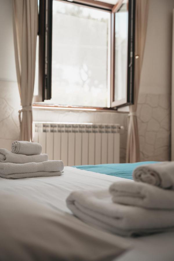 Dimora Mariu Bed and Breakfast Taranto Exteriör bild