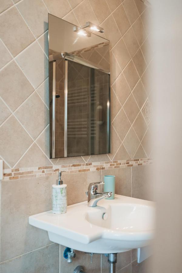 Dimora Mariu Bed and Breakfast Taranto Exteriör bild