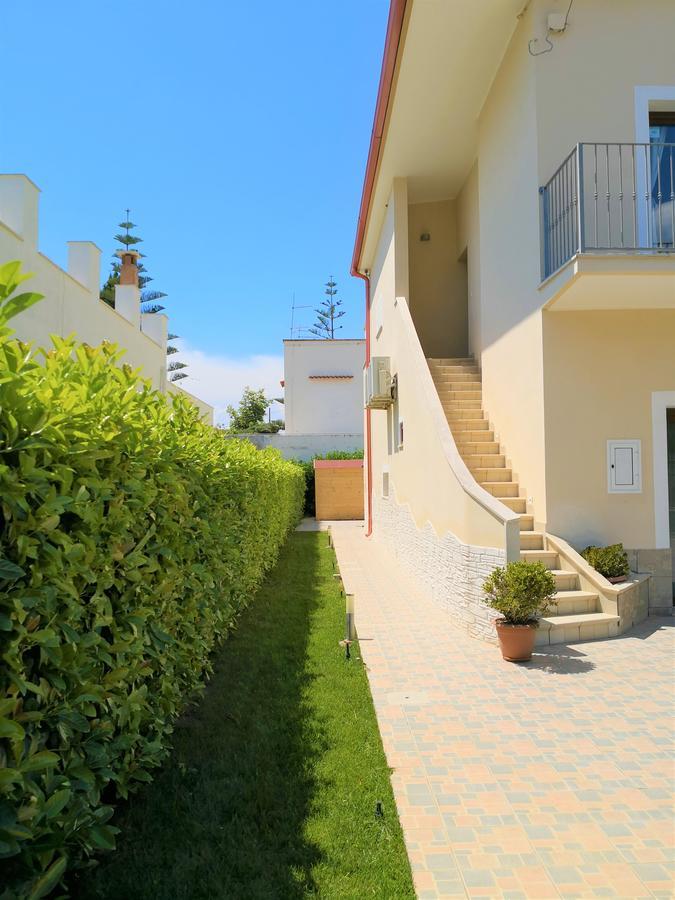 Dimora Mariu Bed and Breakfast Taranto Exteriör bild