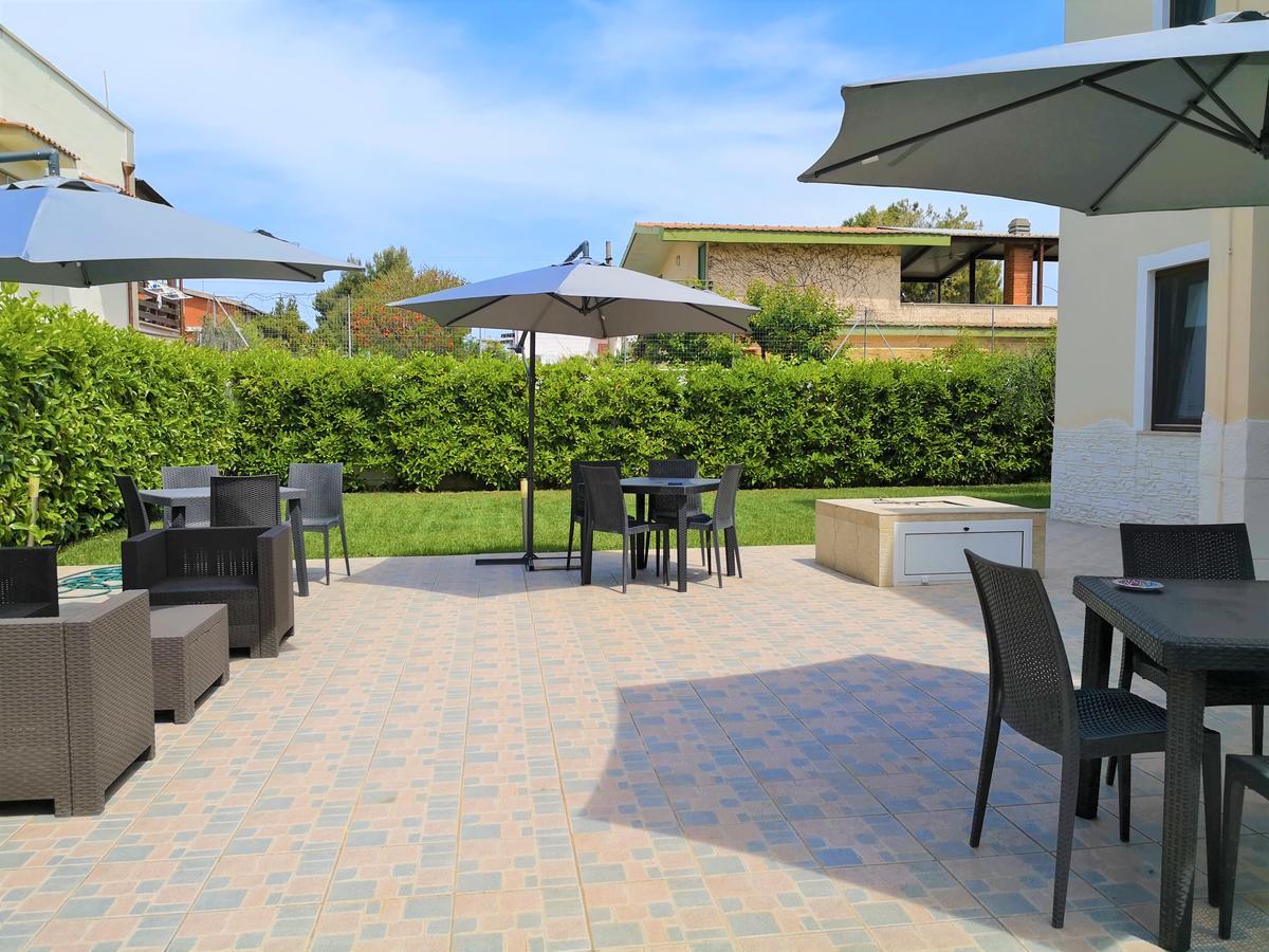 Dimora Mariu Bed and Breakfast Taranto Exteriör bild